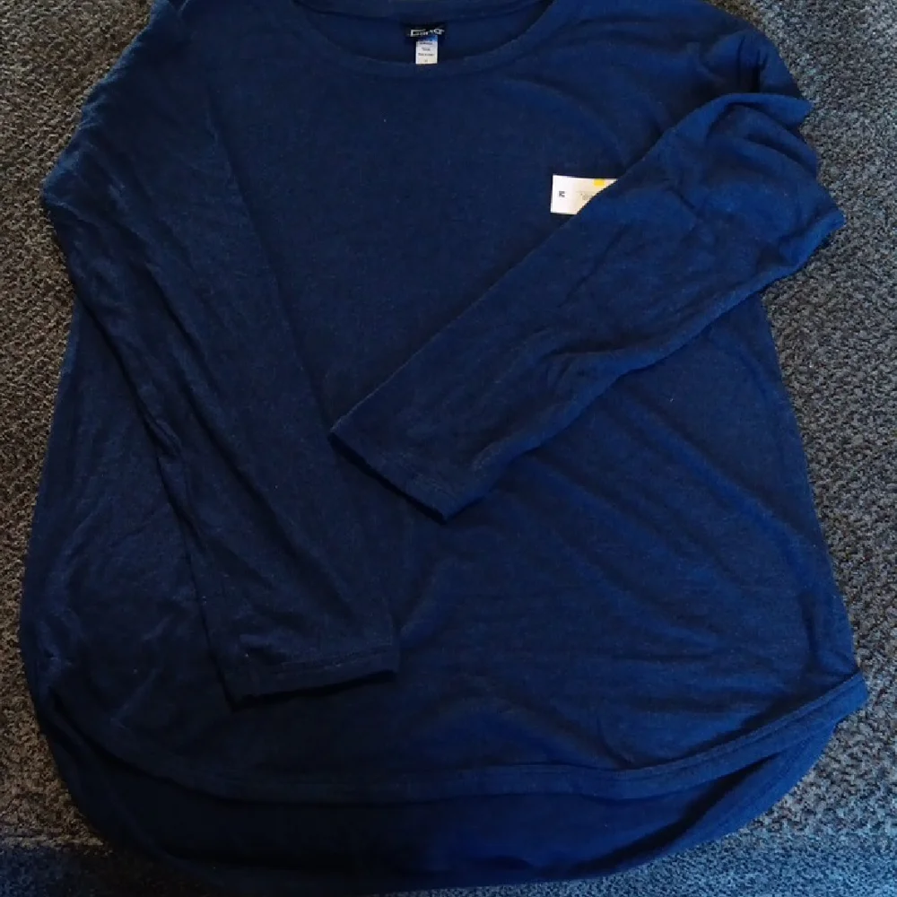 Felina Deep Blue Long Sleeve Top - Picture 2 of 4